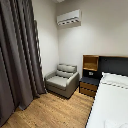 Urban 3 * Tirana