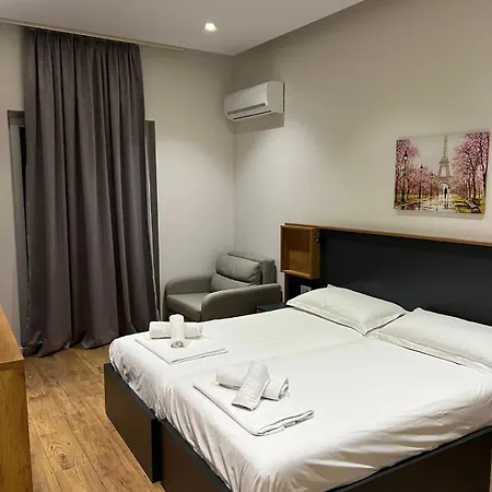 Urban 3 Casa de hóspedes 4*